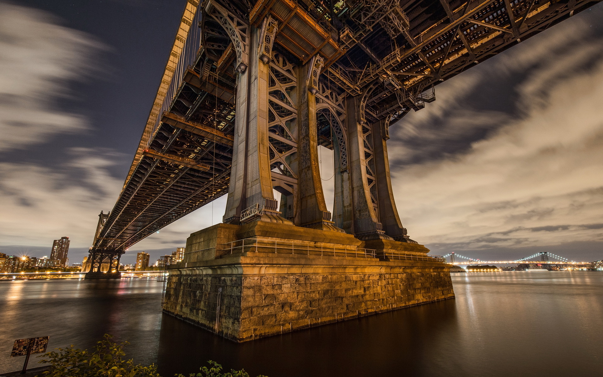 世乒赛团体赛:中国男队冲击五连冠 女队迎来强敌挑战,世乒赛男子